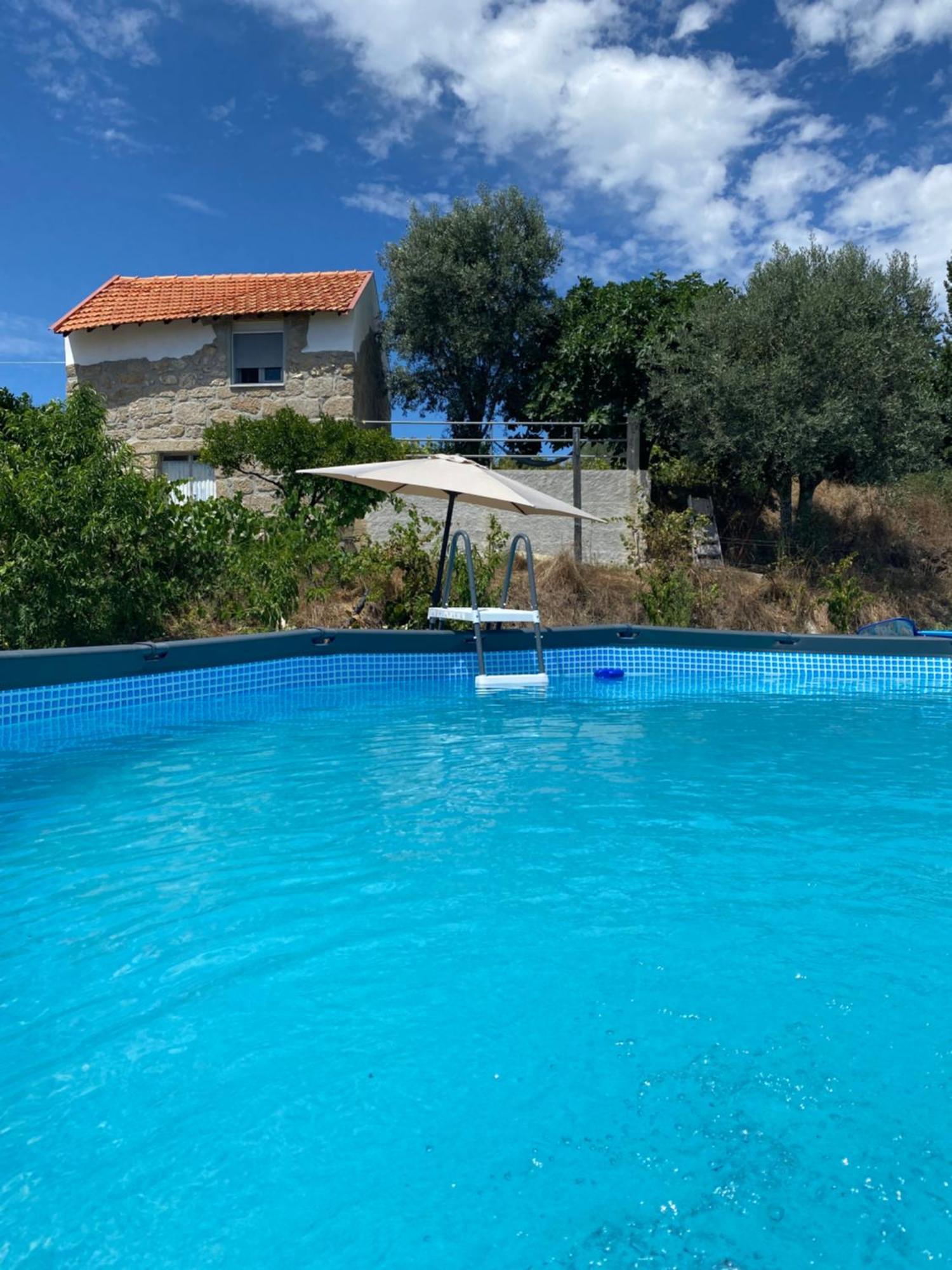 Casa De Pedra Em Vinha No Dao Villa Nelas Luaran gambar